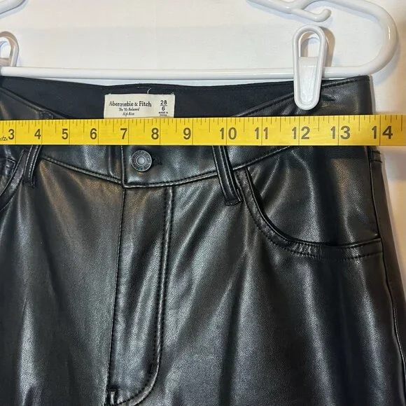 Abercrombie & Fitch Women 28/6 Curve Love Vegan Leather 90s Straight Pant Black - Picture 7 of 16